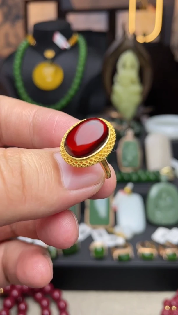 【闪购商品】血珀戒指银S925镶嵌m023戒指