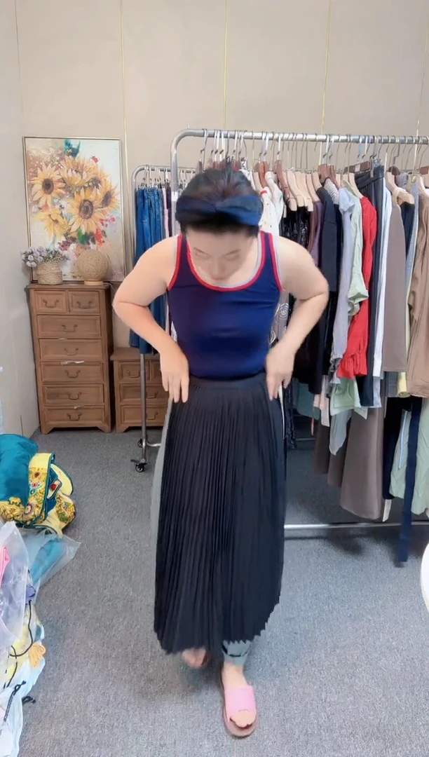 895                  1