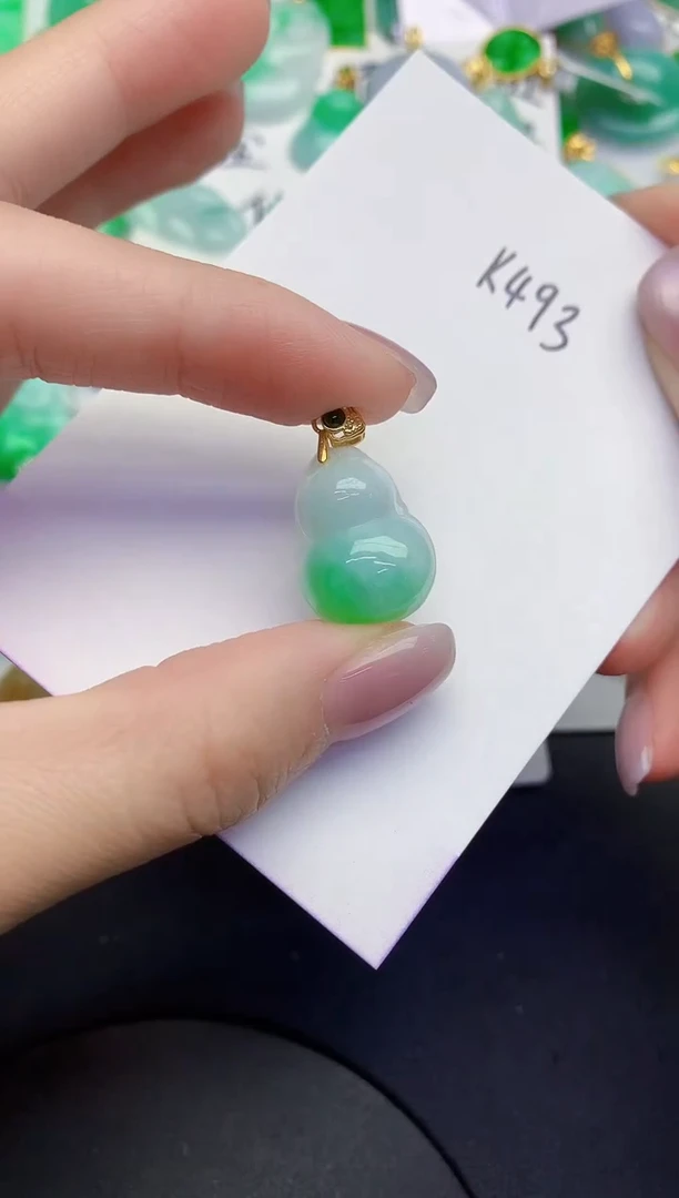 颈饰未镶嵌翡翠缅甸天然翡翠A货