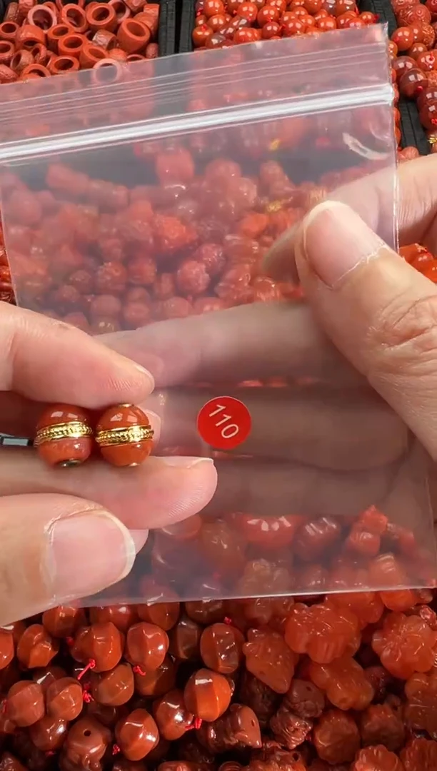 【闪购商品】南红玛瑙颈饰未镶嵌2