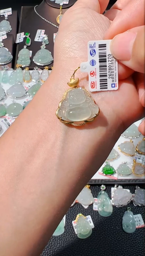 吊坠(不含链)18K金镶嵌翡翠佛公吊坠1270