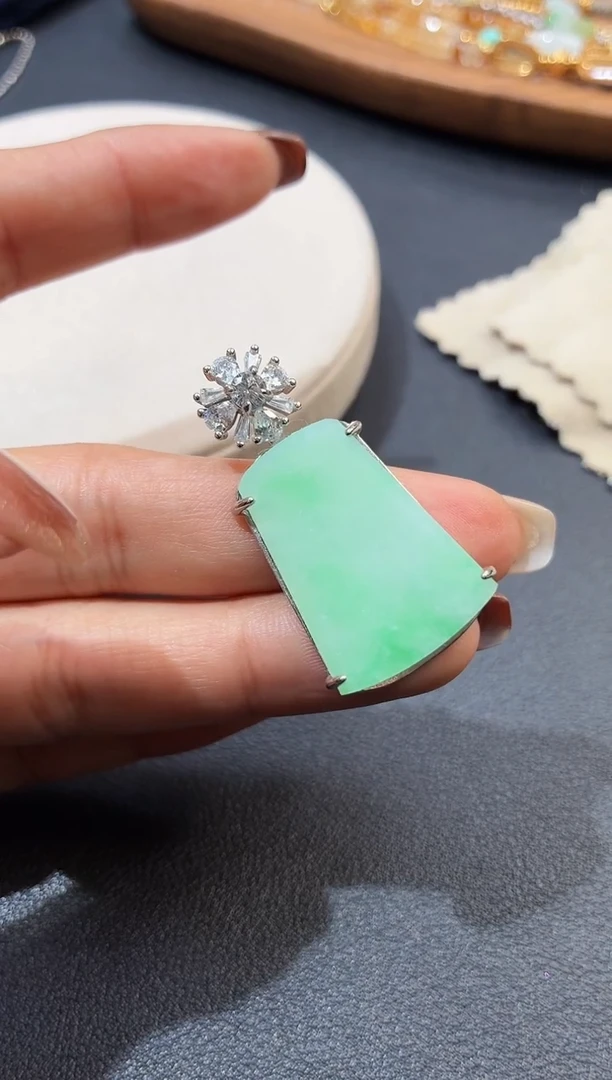 吊坠(不含链)银S925镶嵌翡翠【挽石珠宝】无事牌