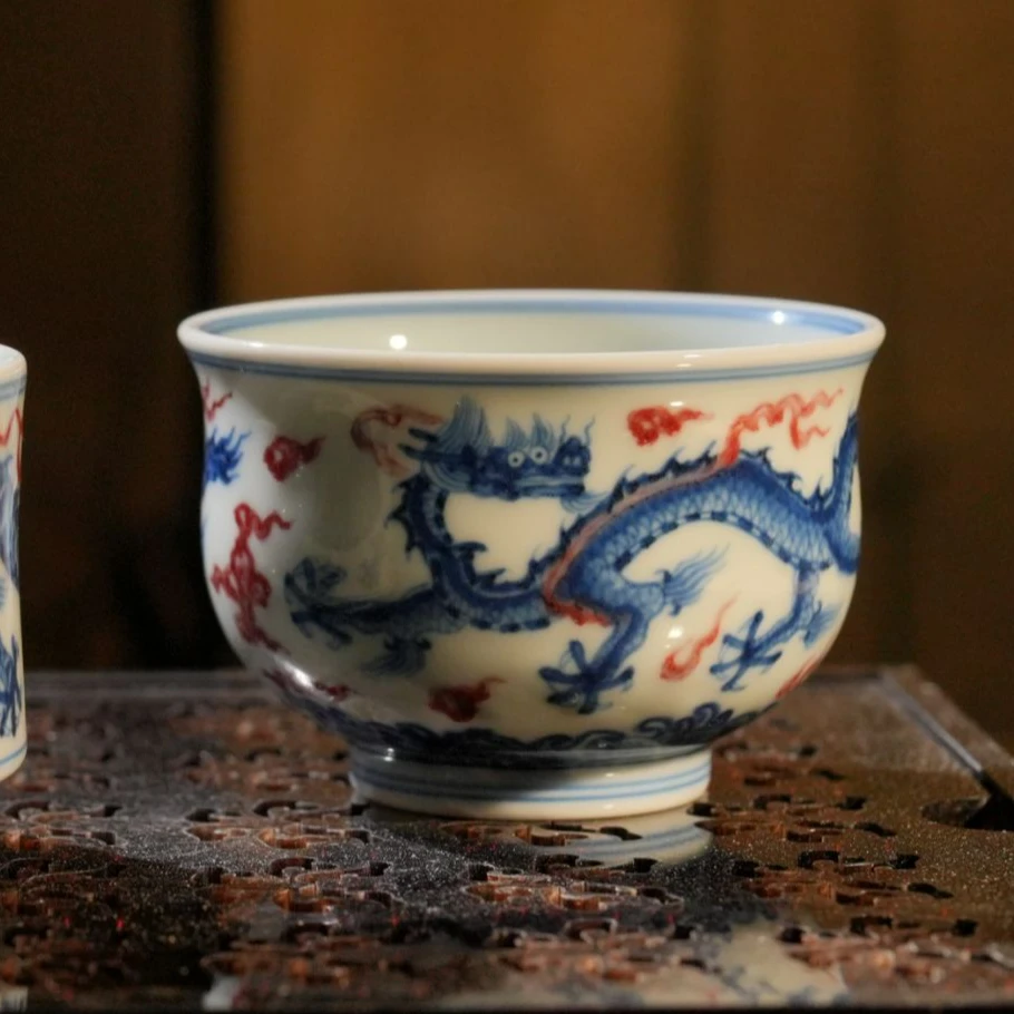 润翠堂/青花釉里红龙纹高足炉式杯