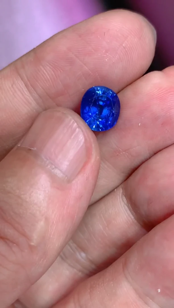 【闪购商品】蓝宝石裸石未镶嵌3.78ct