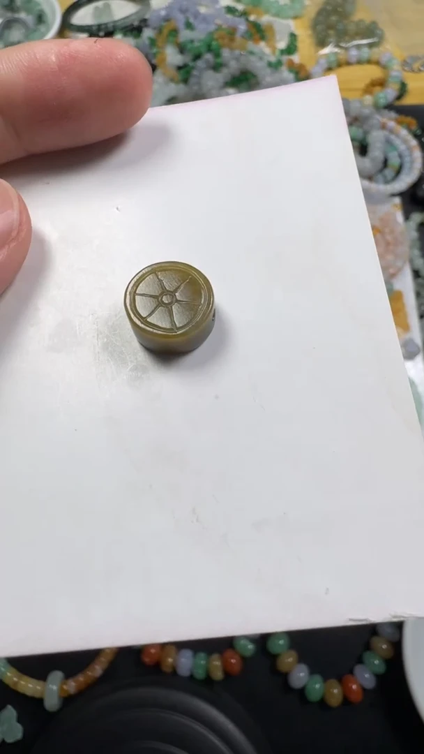 翡翠未镶嵌颈饰【闪购商品】 天然翡翠