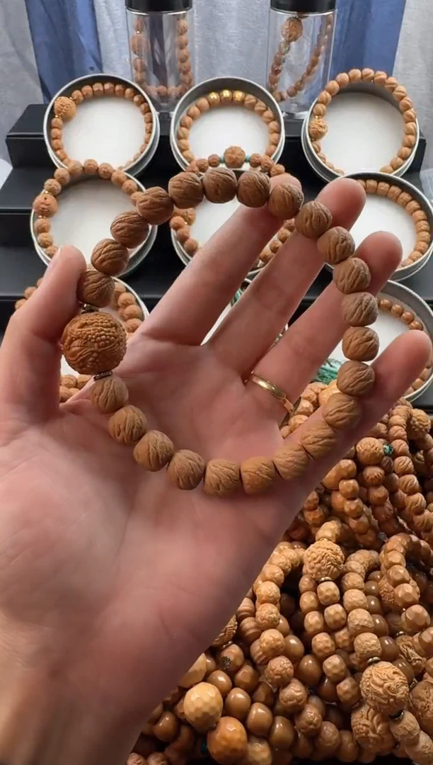手串猴头核桃苍龙瑕疵款送单颗
