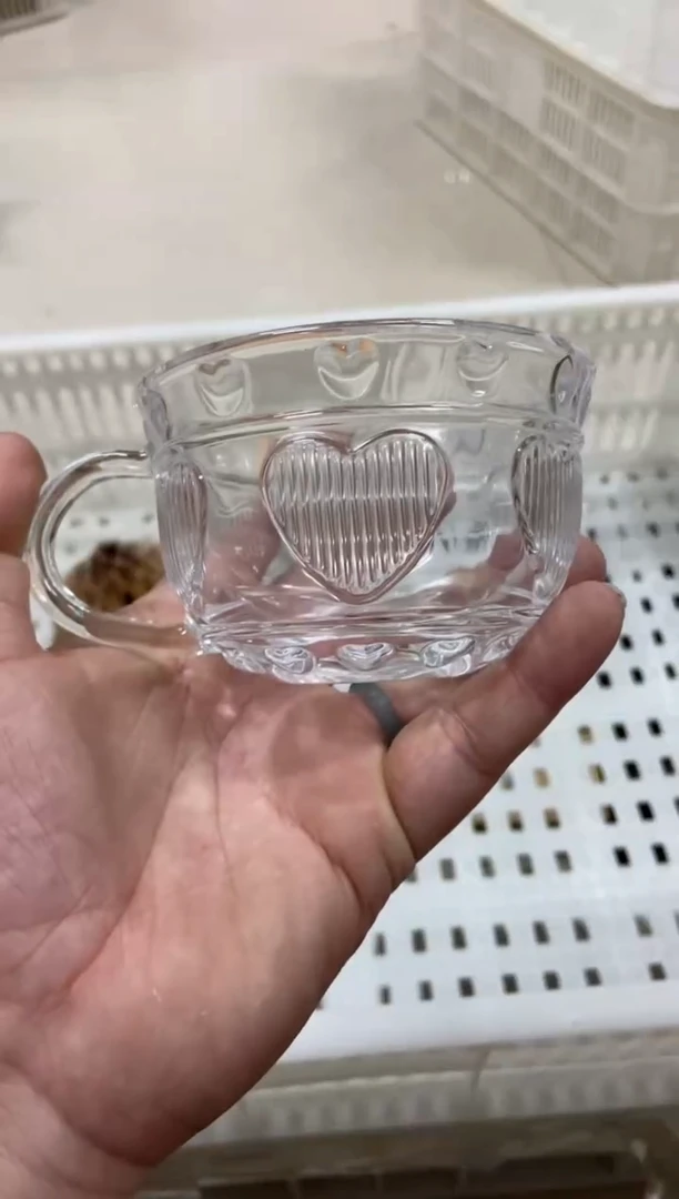 杯无运费险有瑕疵的摄影的产品有使用过的痕迹有点脏介意勿拍