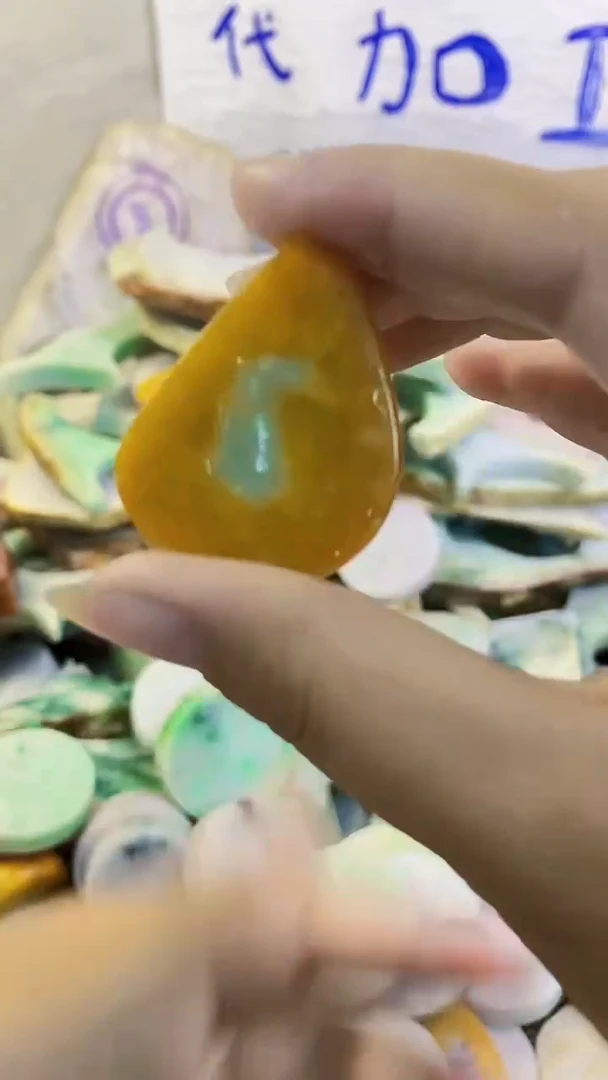 裸石翡翠纯天然翡翠A货260