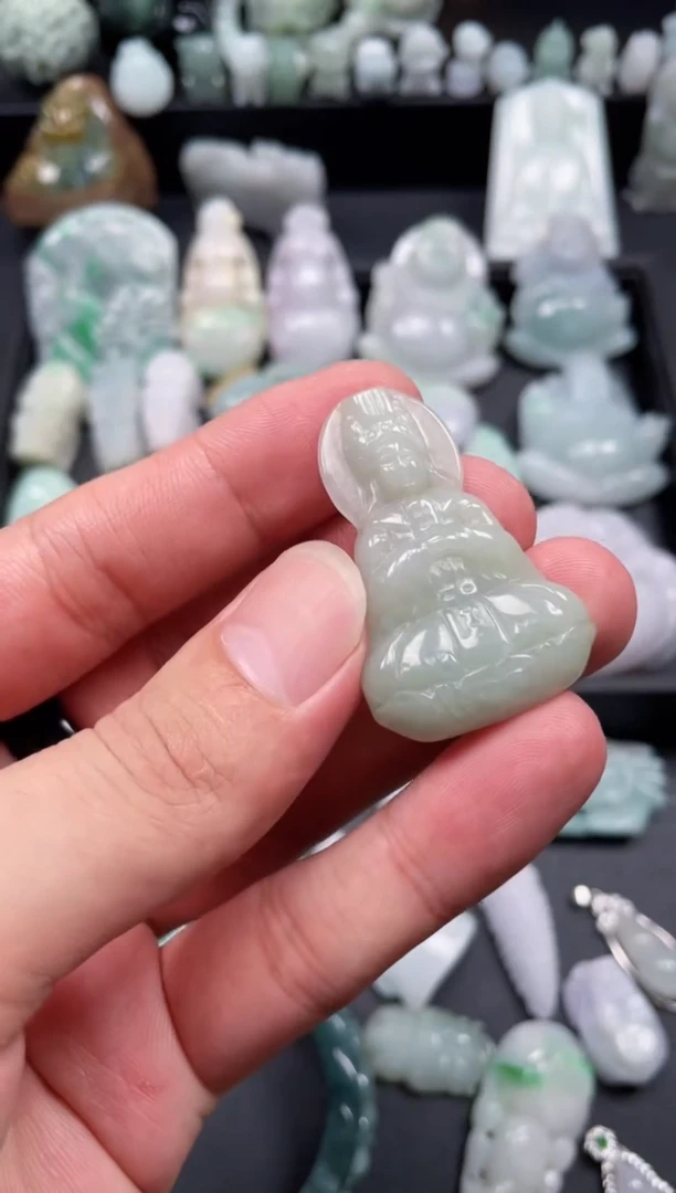 翡翠未镶嵌颈饰天然翡翠a货