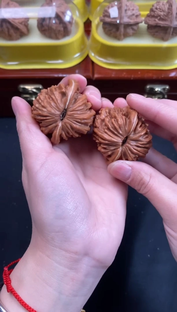 把件文玩核桃四座楼43尺C647