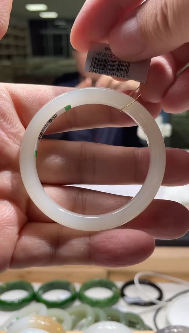 未镶嵌手镯和田玉50-51圈口 1090