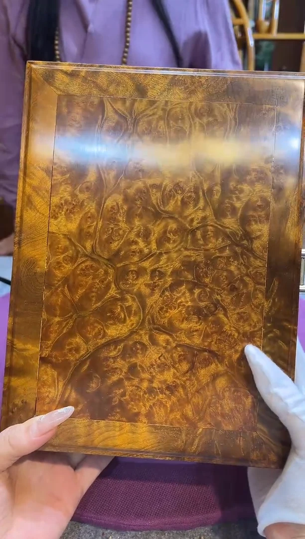 黄金色留疤绒布首饰盒27公分