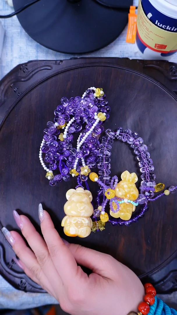 琥珀颈饰未镶嵌12.29日 多样性发其一