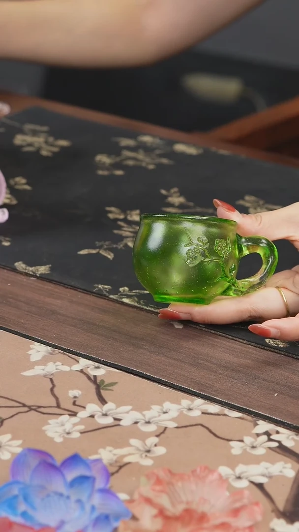 手工艺品琉璃绿色梅花侧把主人杯