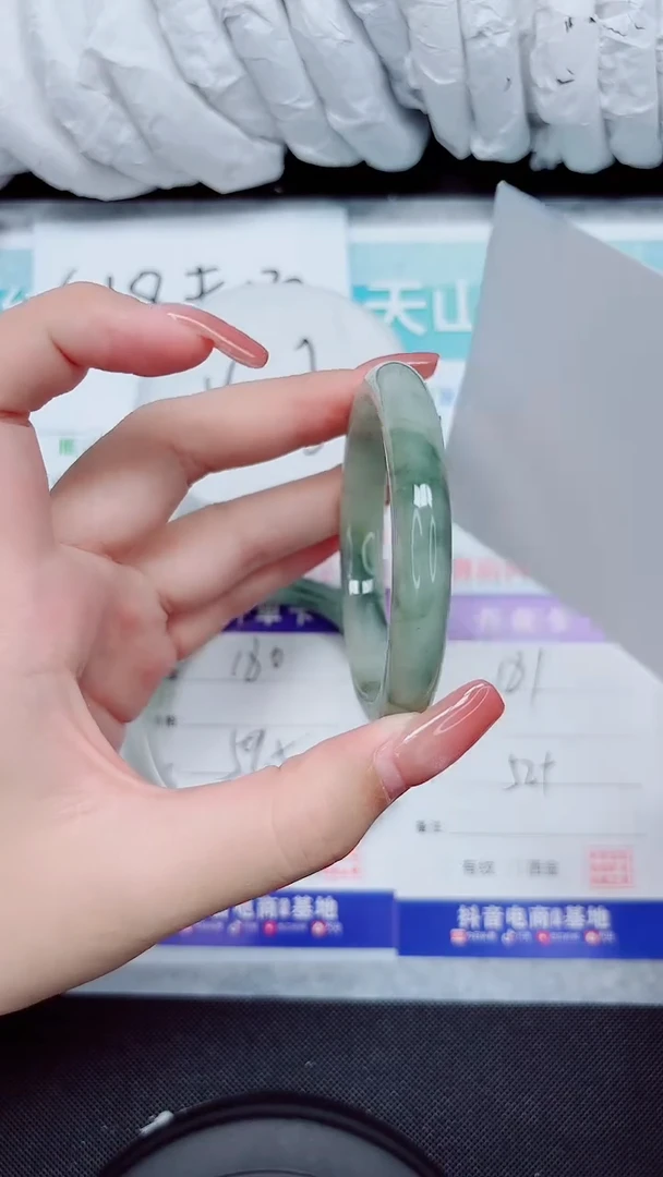 石英质玉手镯未镶嵌181-52