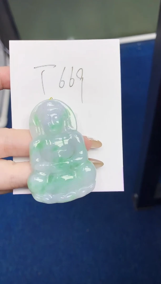 翡翠未镶嵌颈饰天然缅甸A货翡翠