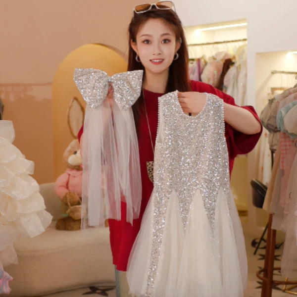 2025新款女童夏季薄款璀璨星河轻奢连衣裙