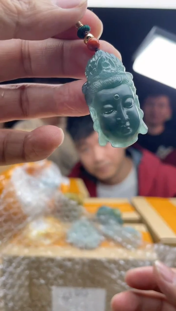 【闪购商品】定制翡翠未镶嵌      4379