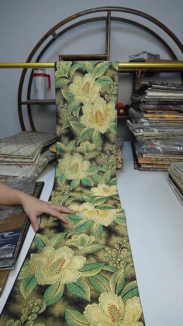 织绣93西阵织六通花卉