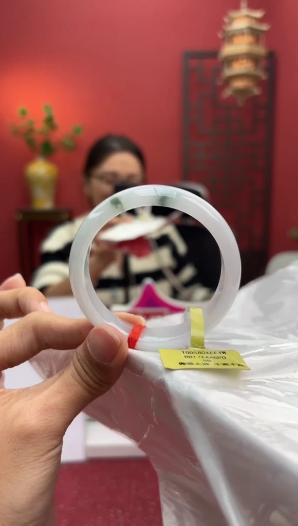未镶嵌手镯翡翠翡翠手镯19