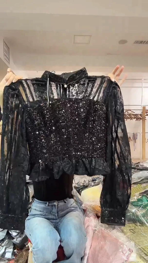 上衣       XL码        105-115斤