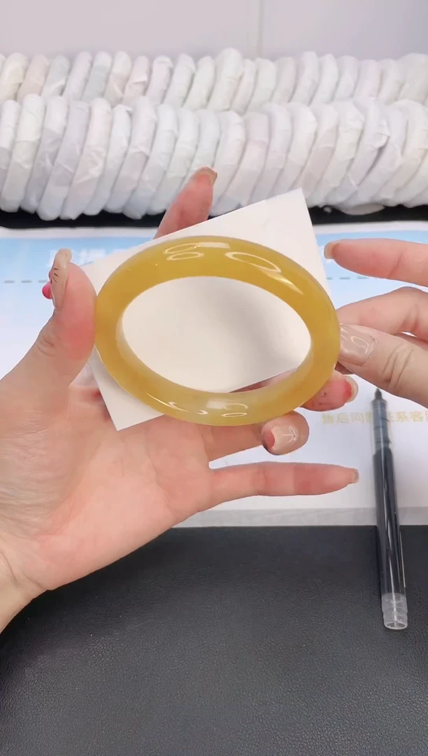 石英质玉手镯未镶嵌14G19-60