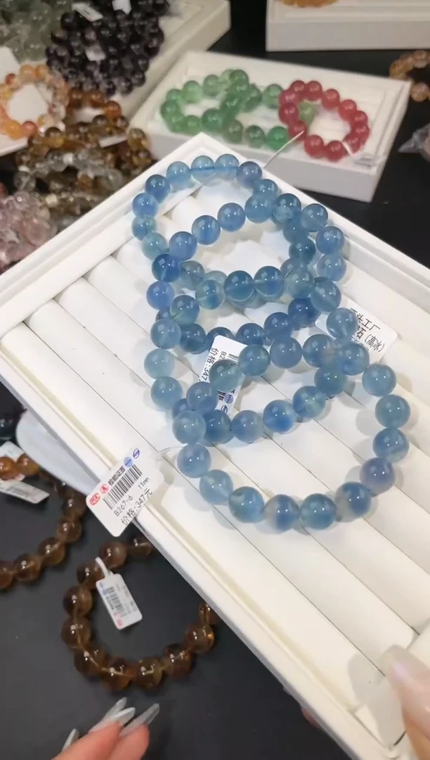 手链未镶嵌萤石多样性发一湖水蓝绿11mm