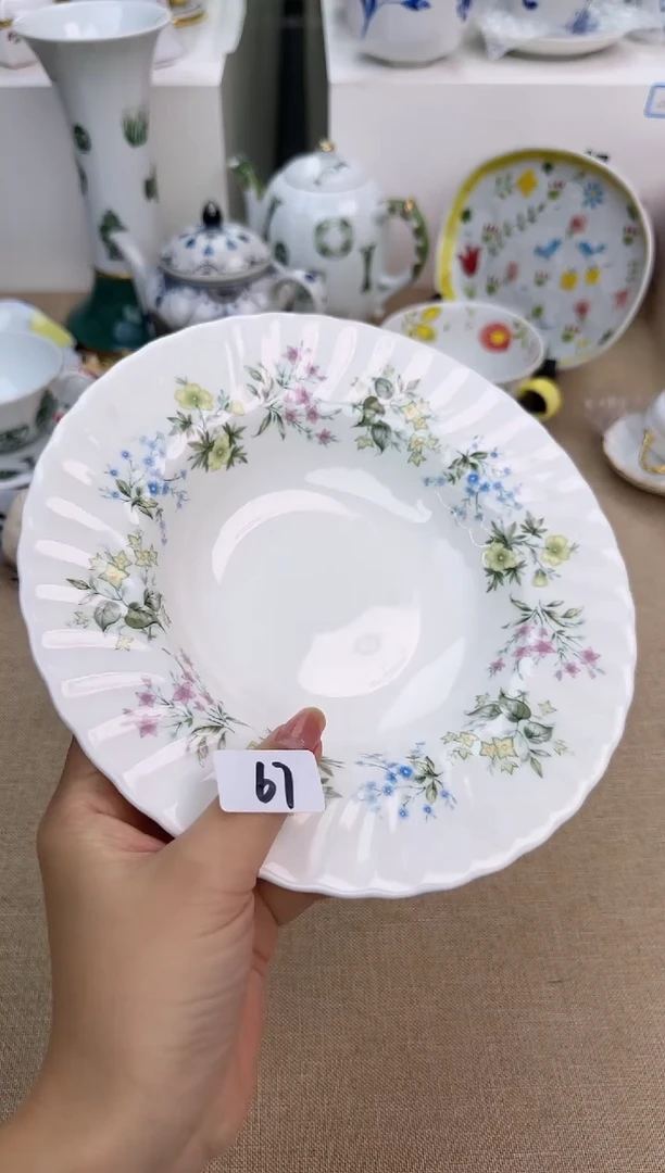 瓷片泡泡家的瓷器真好看