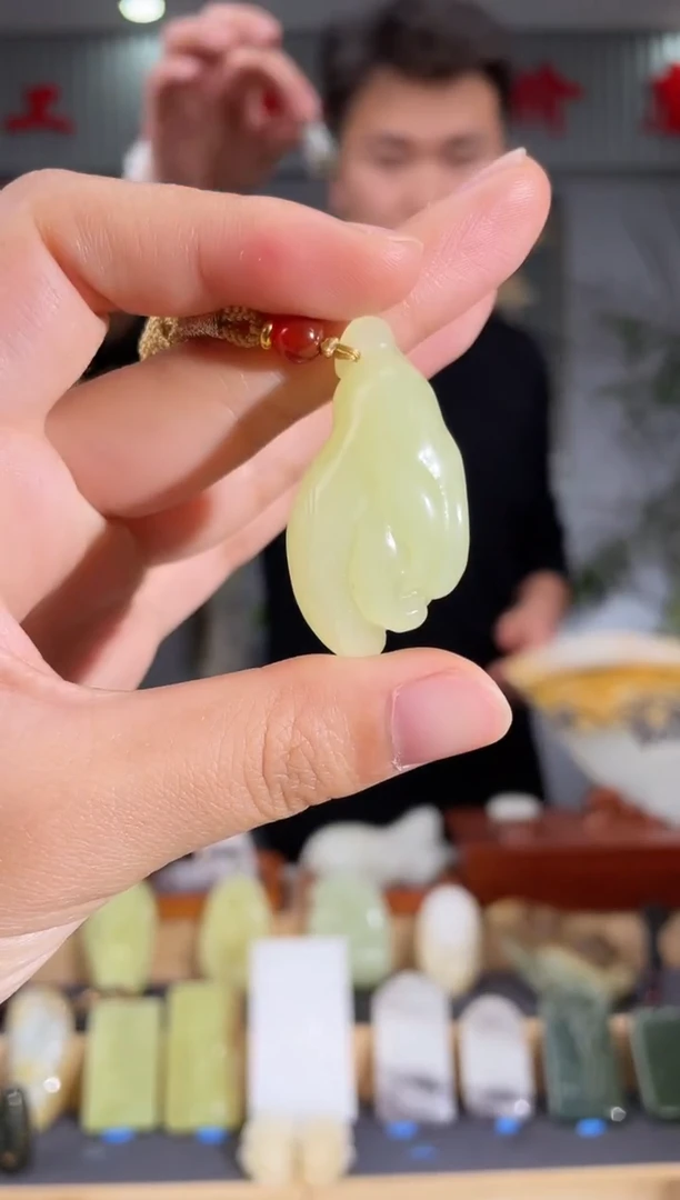 【闪购商品】和田玉颈饰未镶嵌拍一发一 多样性发货