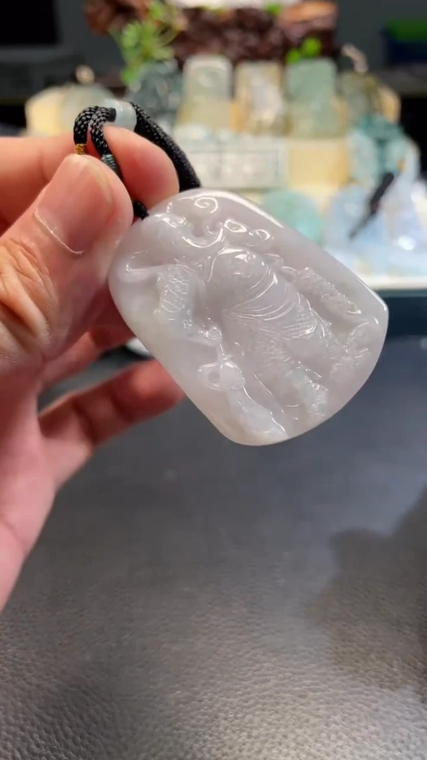 颈饰未镶嵌翡翠10/23/136