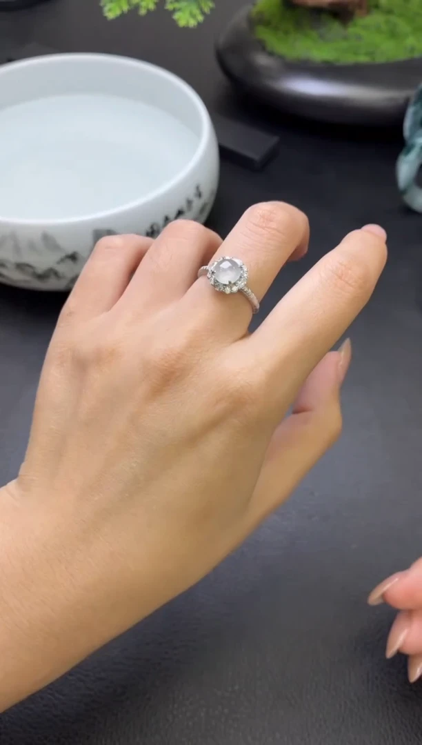 翡翠戒指银S925镶嵌戒指