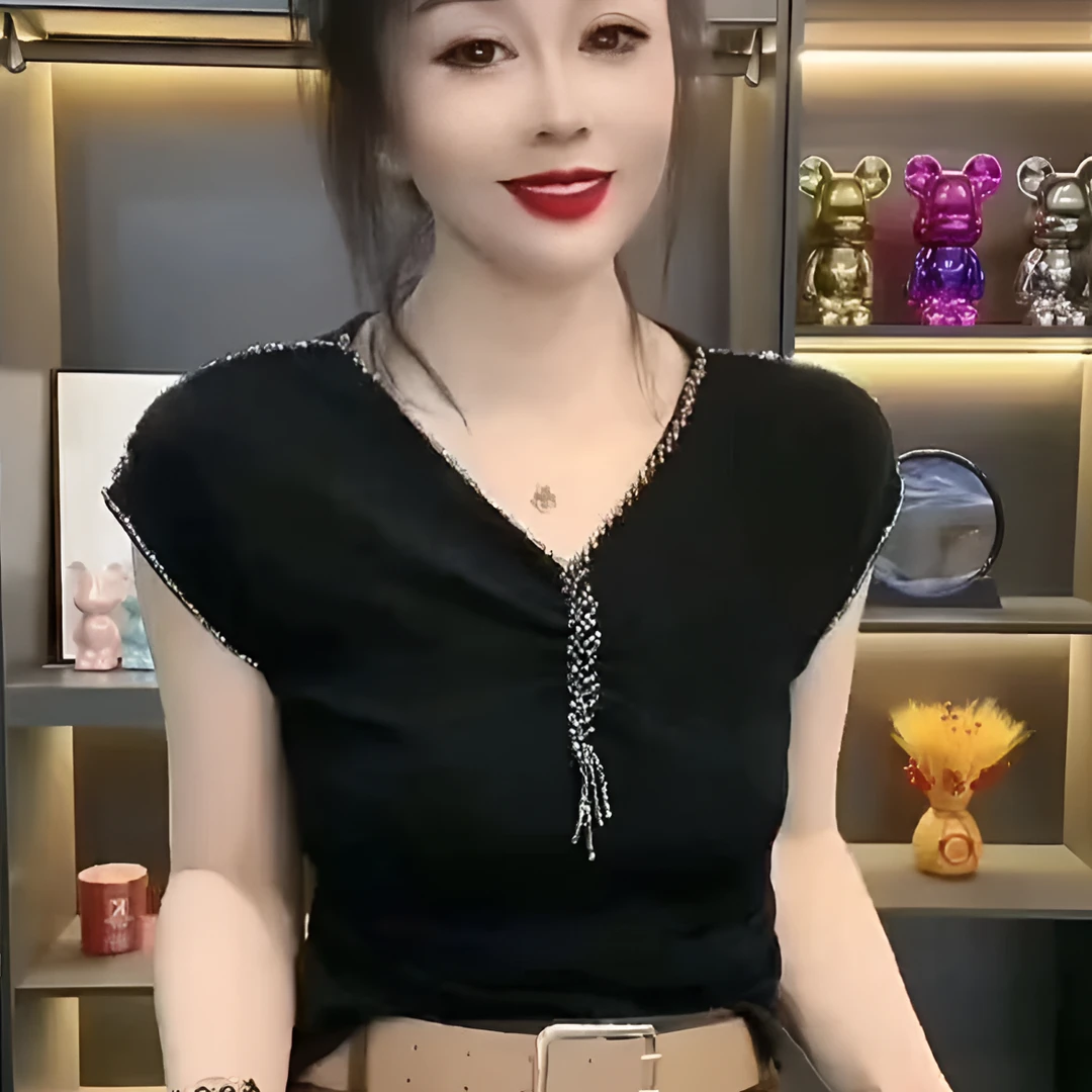 梓短袖修身拼接串珠黑色修身短袖T恤设计感V领钉珠休闲洋气气质