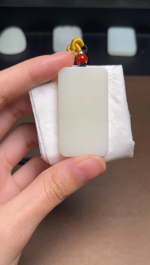 和田玉未镶嵌颈饰25