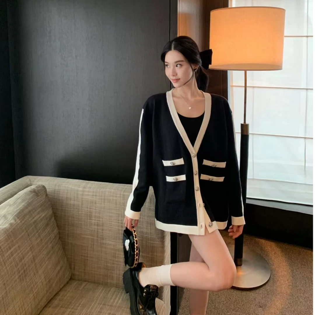 95新 Chanel/香奈儿 24c黑白水钻针织开衫/f38/编号3511