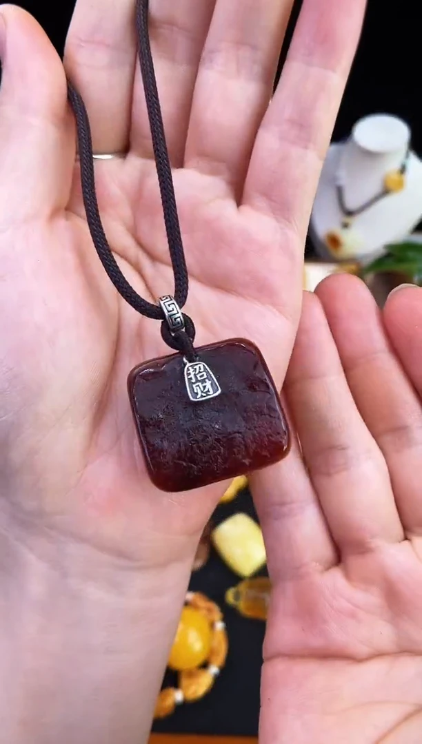 琥珀未镶嵌珠宝奇石柒月