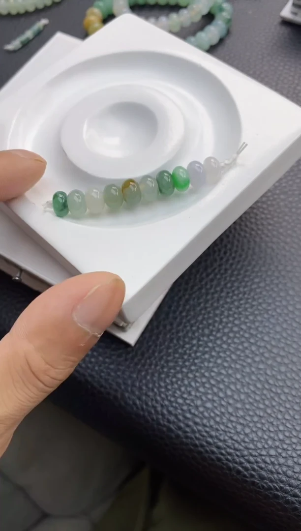 翡翠散珠18天然A货翡翠散珠