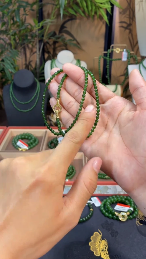 颈饰未镶嵌和田玉（碧玉）6辣菠微矿锁骨链