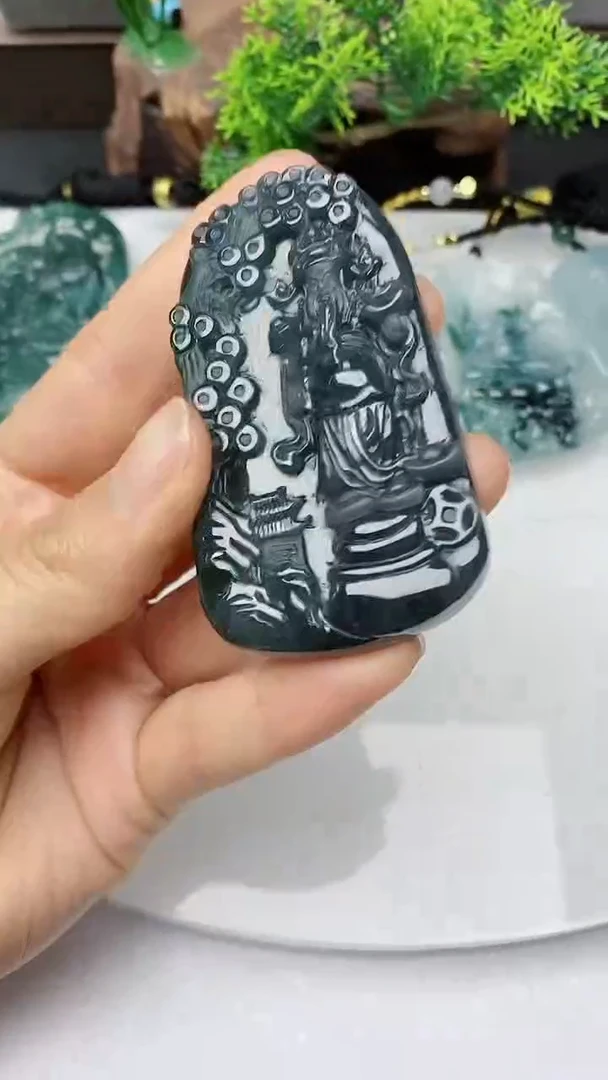 【闪购商品】翡翠颈饰未镶嵌