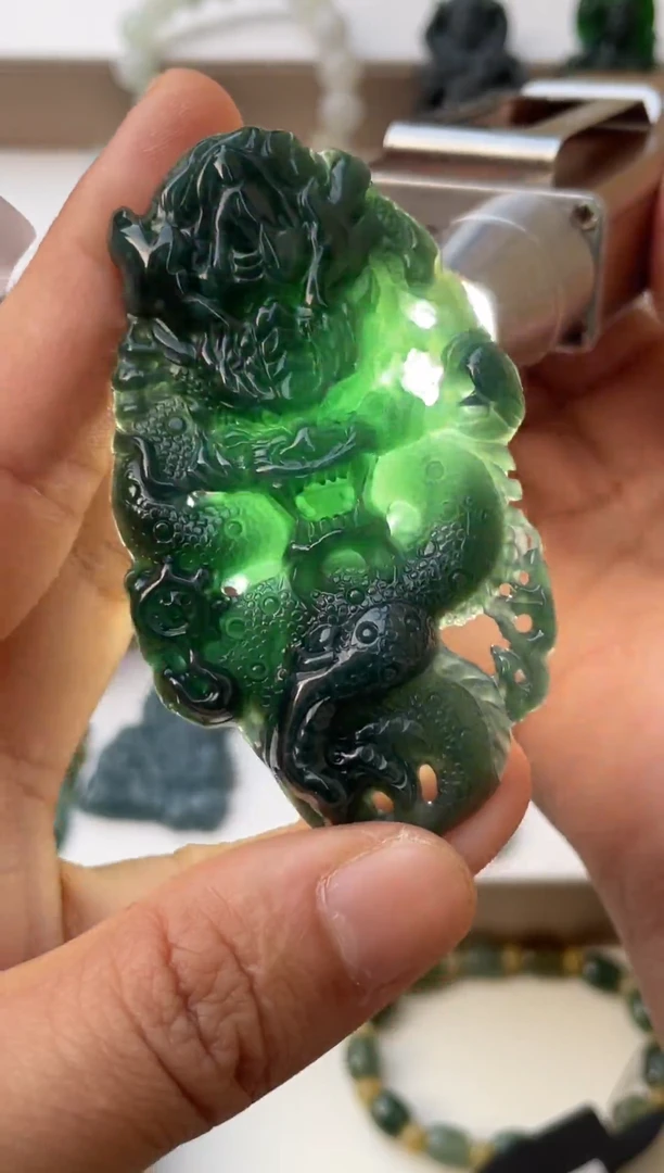 颈饰未镶嵌翡翠纯天然A货翡翠