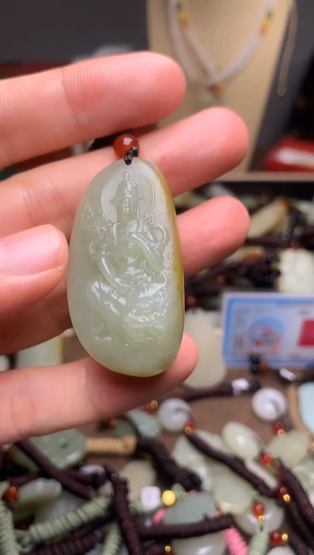 颈饰未镶嵌和田玉新疆料青海料清水和田玉吊坠