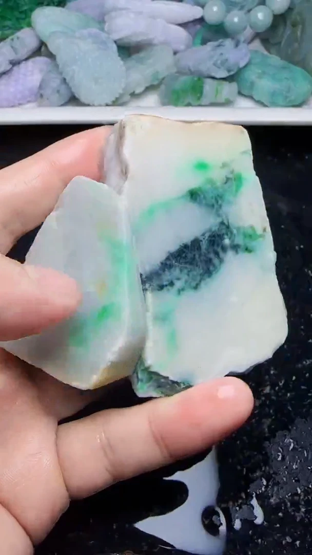 未镶嵌挂件翡翠043