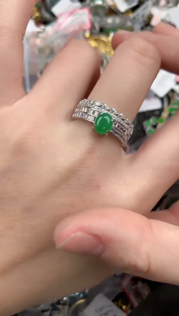 银S925镶嵌戒指翡翠555           1