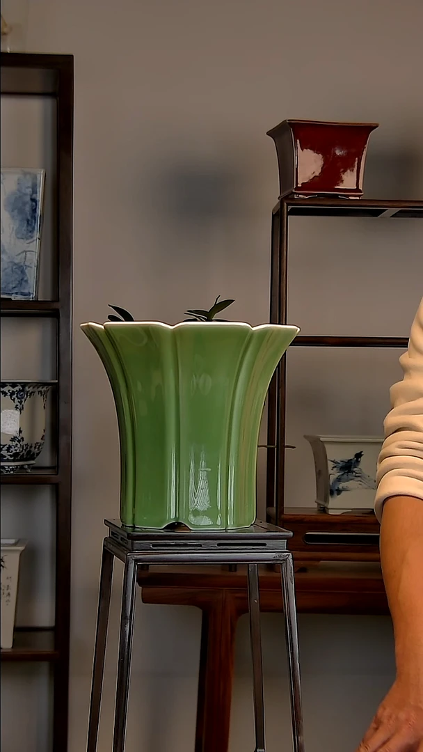 景德镇手工陶瓷花盆