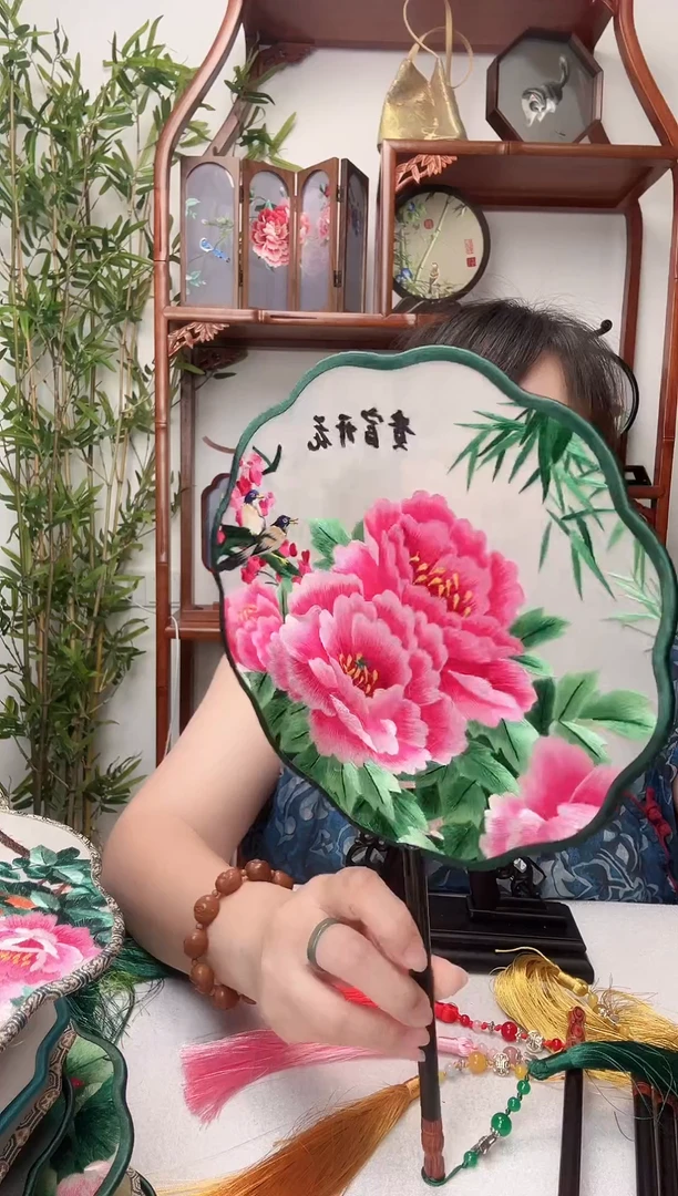 刺绣团扇-双面绣花