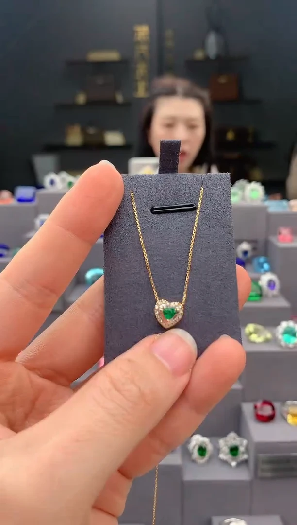 【闪购商品】祖母绿套链18K金镶嵌15分祖母绿套链