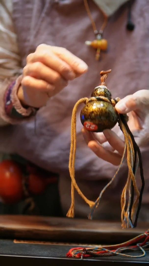 【路师傅原创手作天然葫芦】（编号22