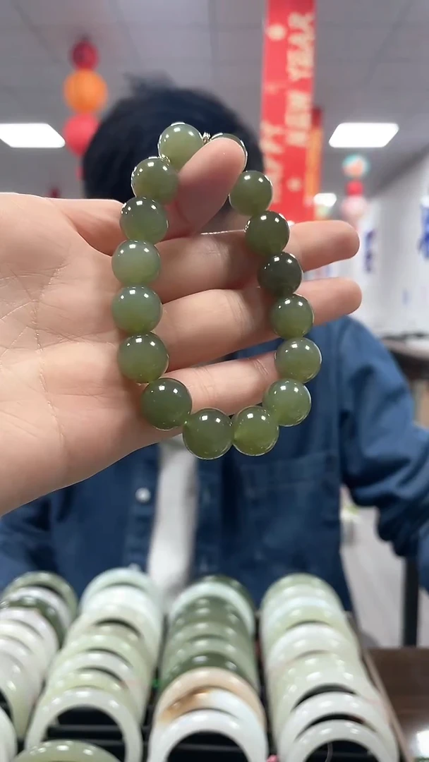 未镶嵌和田玉手链湖水冻葡萄肉卡12手串一条