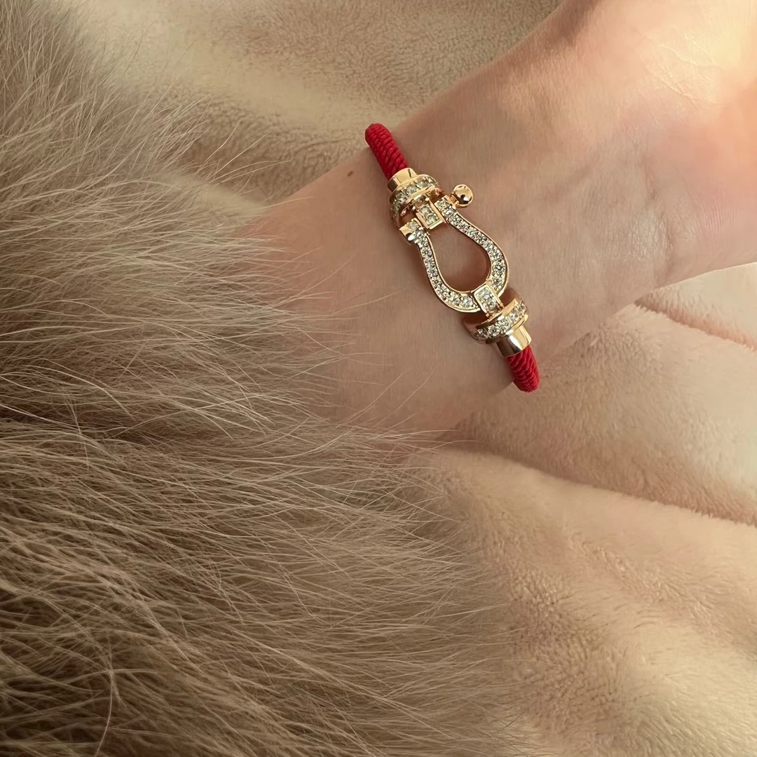 2370手链750黄金色18K玫瑰金镶钻时尚手链