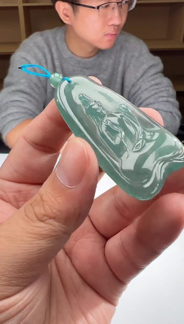 吊坠(不含链)未镶嵌翡翠观音