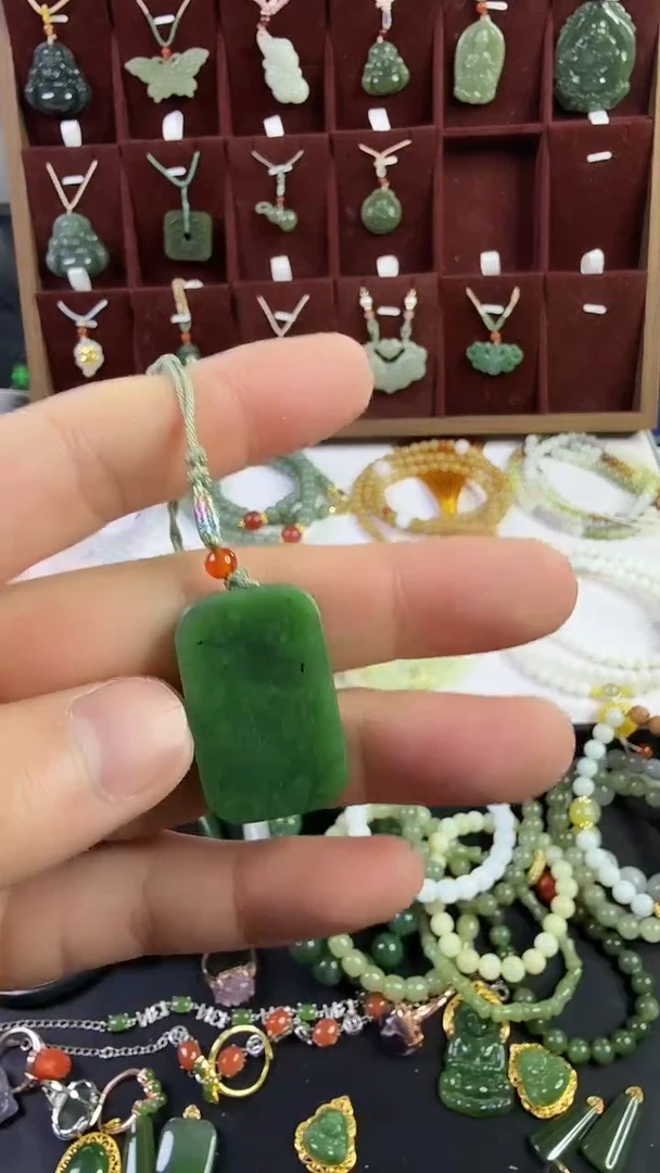 颈饰未镶嵌和田玉多样性发货